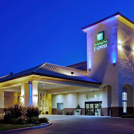 Holiday Inn Express Madera By Ihg Luaran gambar