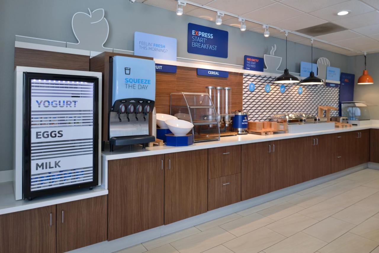 Holiday Inn Express Madera By Ihg Luaran gambar