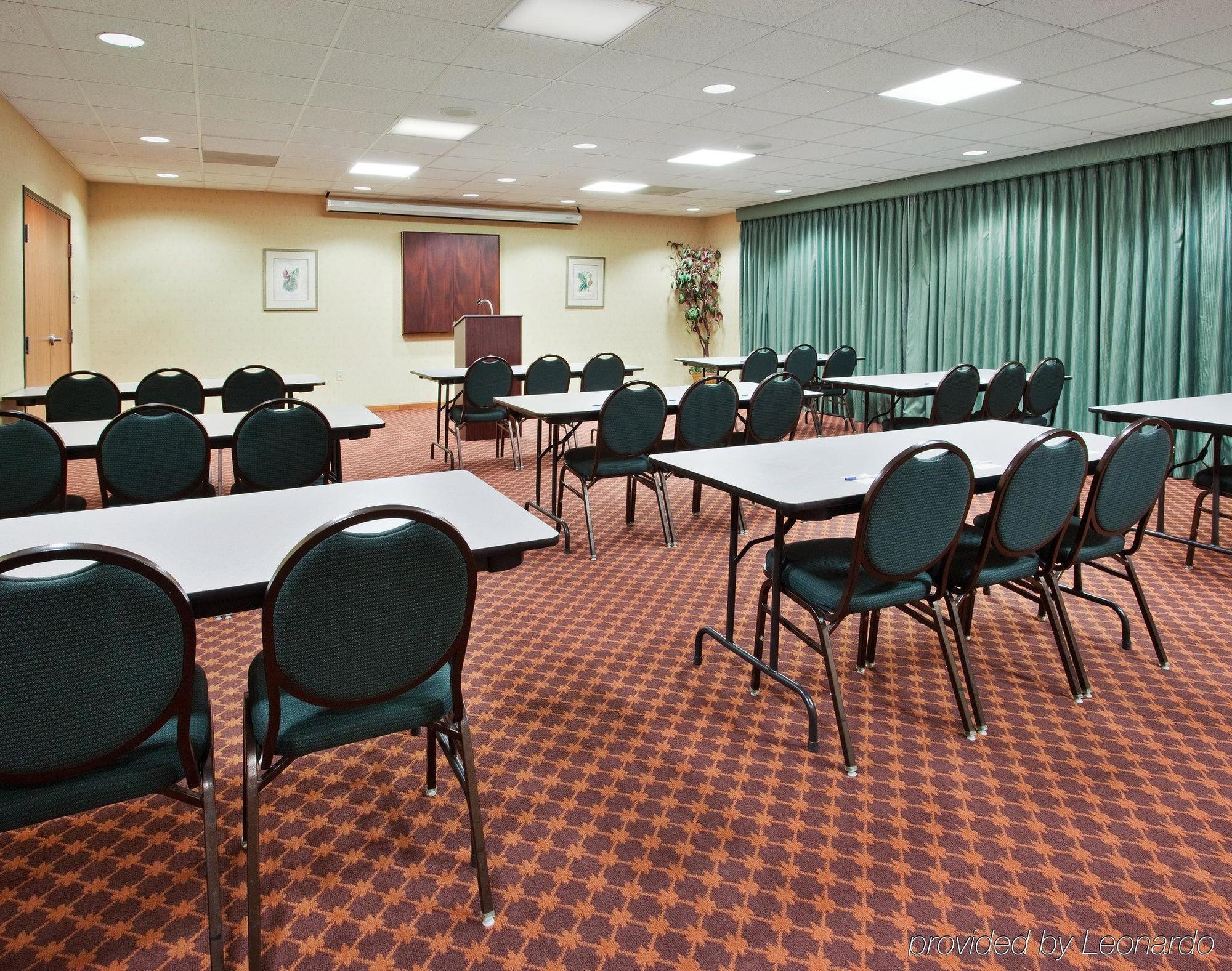 Holiday Inn Express Madera By Ihg Luaran gambar