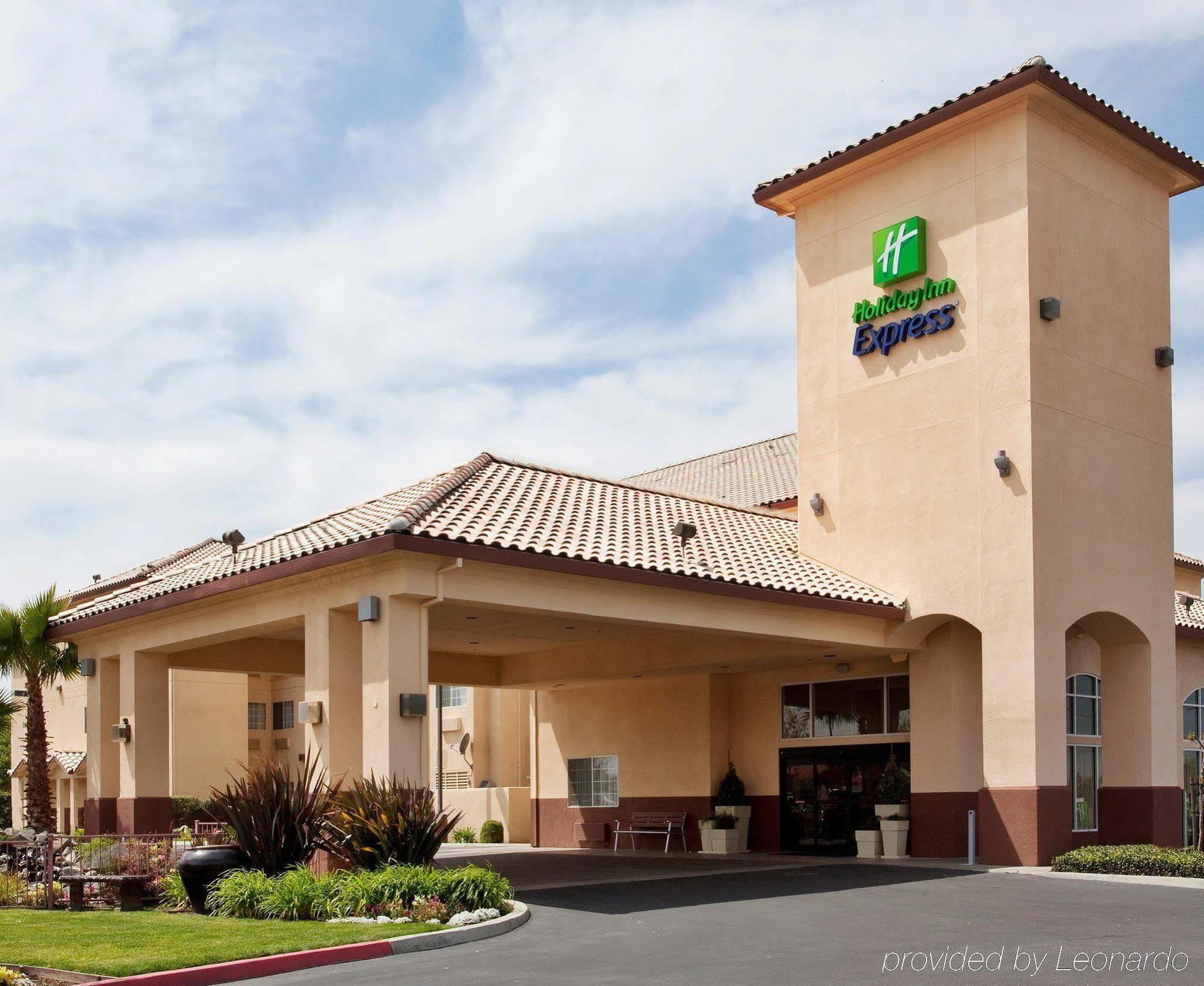 Holiday Inn Express Madera By Ihg Luaran gambar
