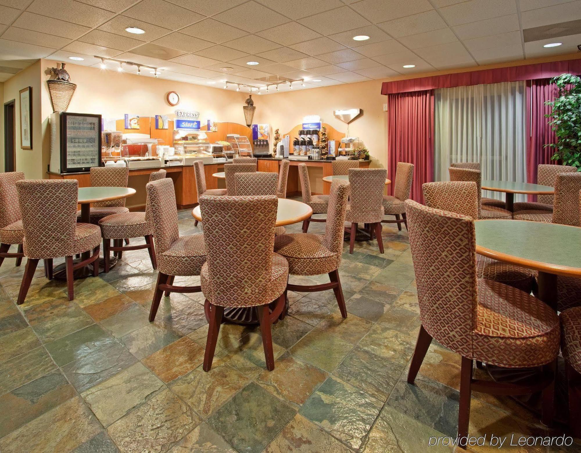 Holiday Inn Express Madera By Ihg Luaran gambar